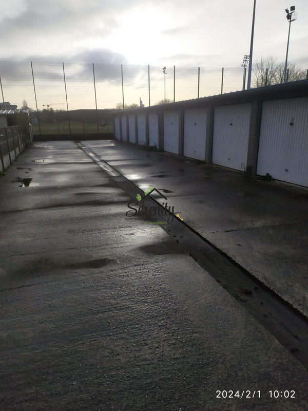 Parking / Garage - 13 m²