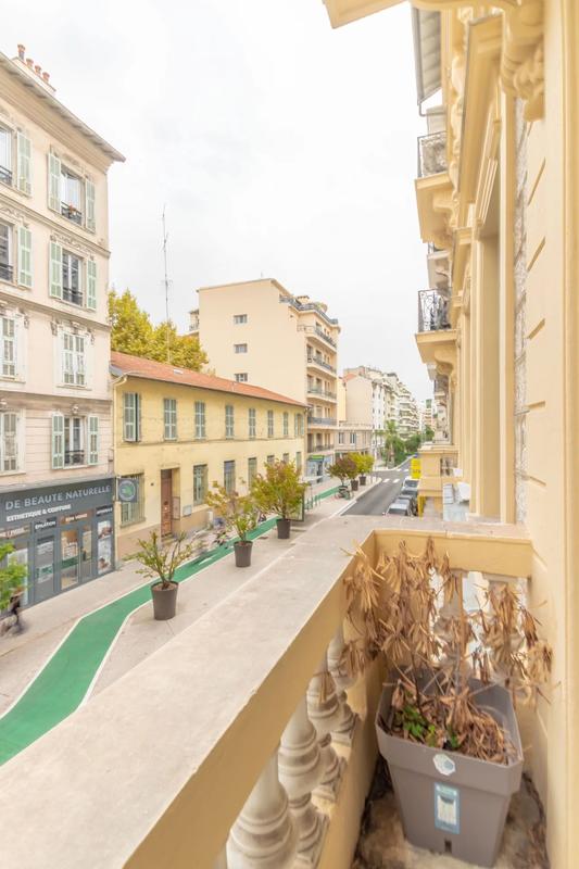 Appartement - 76 m² - 3 pièces