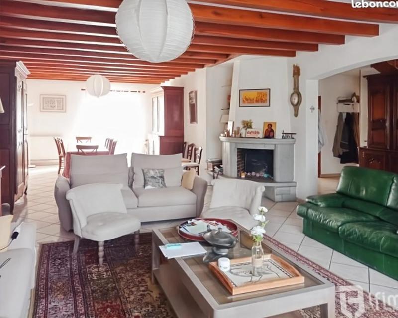 Maison - 184 m² - 6 pièces