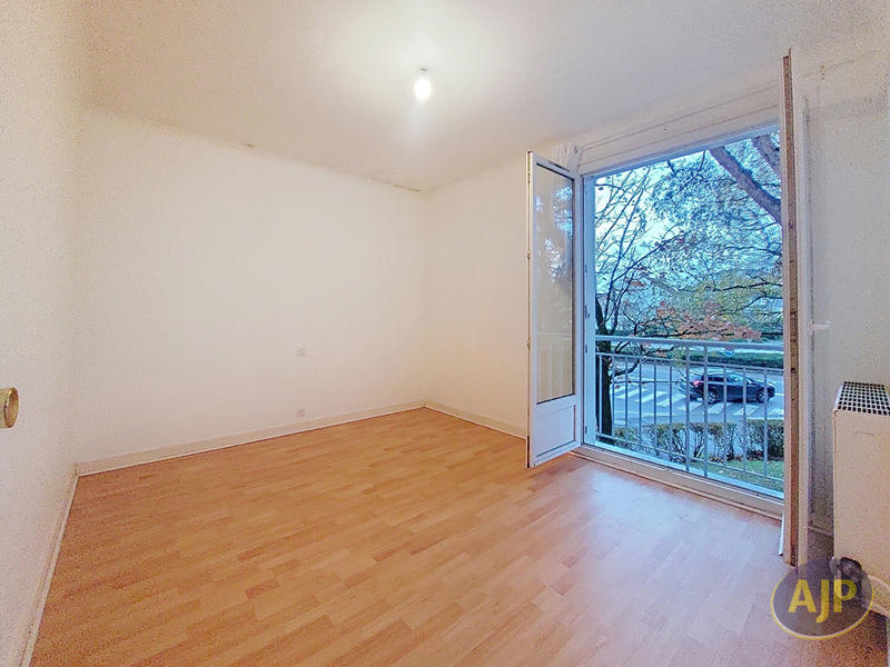 Appartement - 91 m² - 4 pièces