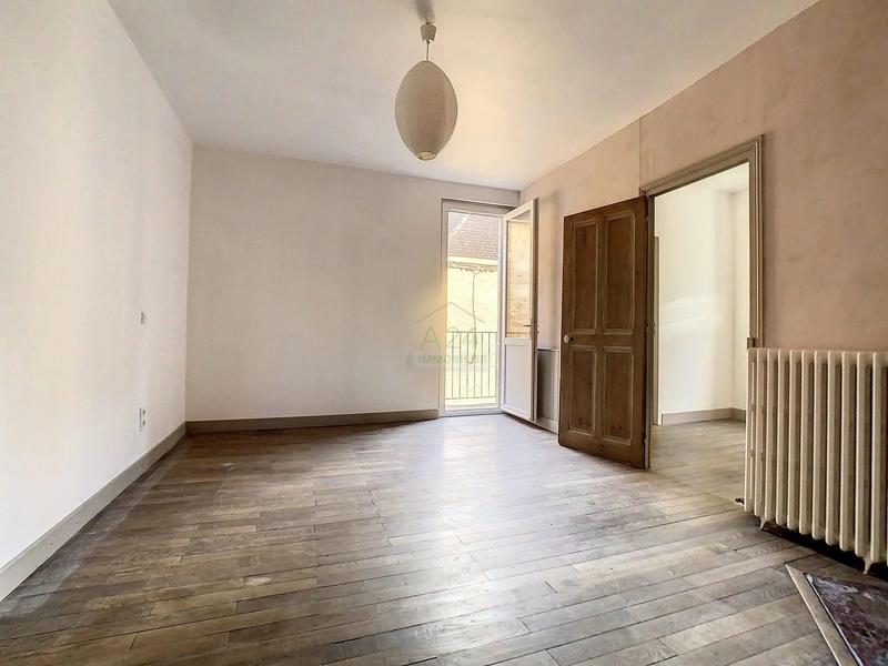 Maison - 99 m² - 4 pièces