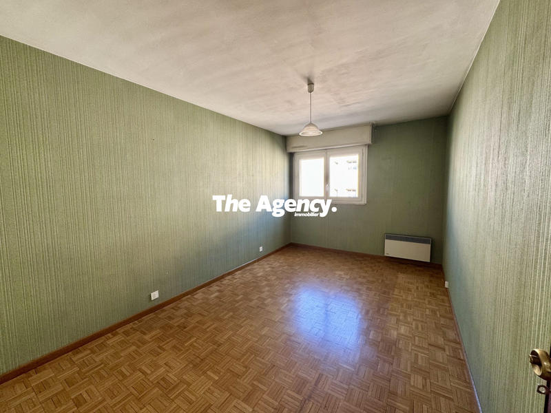 Appartement - 96 m² - 4 pièces