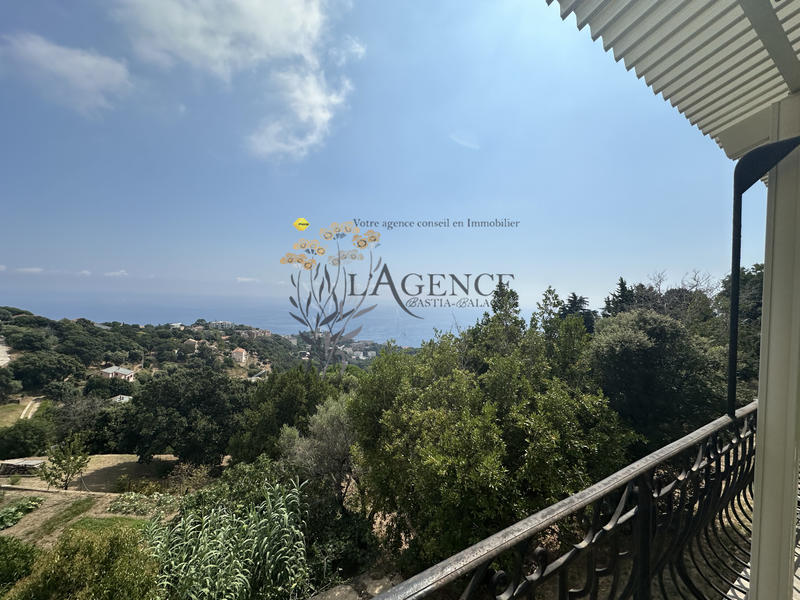 Maison - 83 m² - 3 pièces