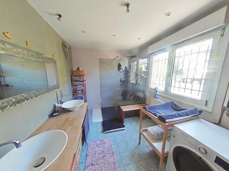 Maison - 156 m² - 6 pièces