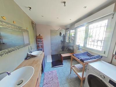 Maison - 156 m² - 6 pièces