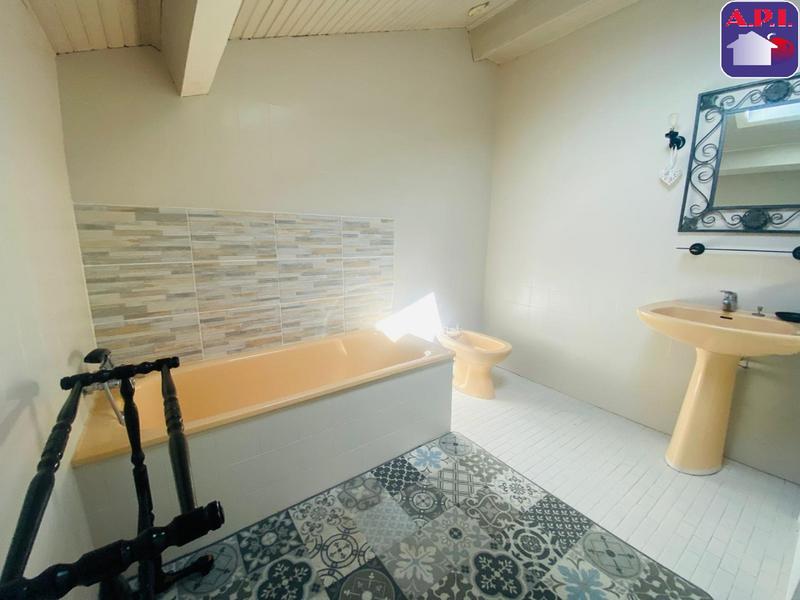 Maison - 172 m² - 7 pièces