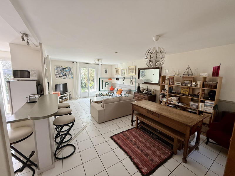 Maison - 90 m² - 4 pièces