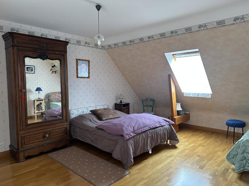 Maison - 186 m² - 7 pièces