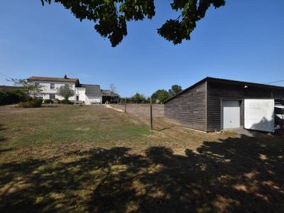 Appartement - 193 m² - 6 pièces