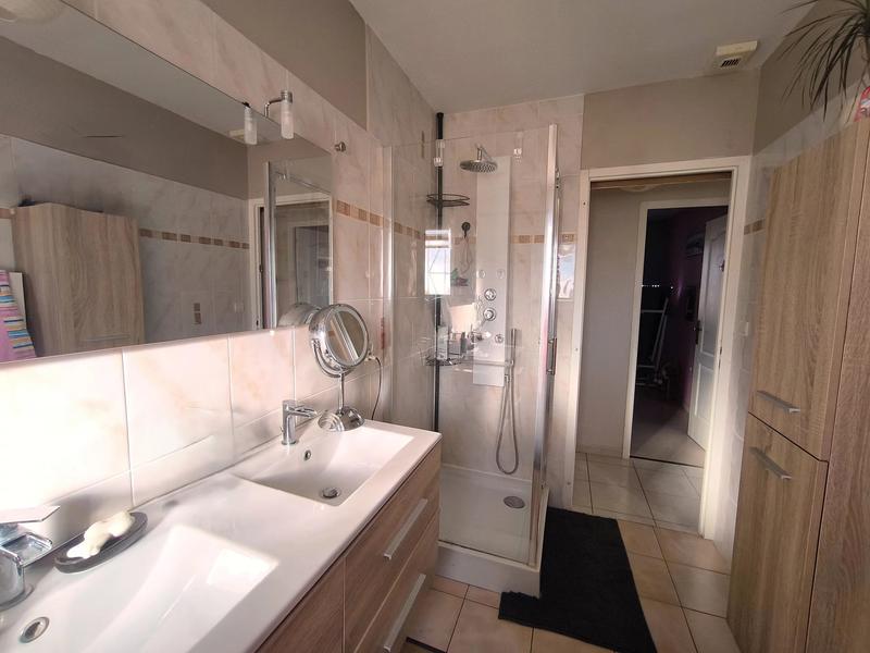 Villa - 96 m² - 5 pièces