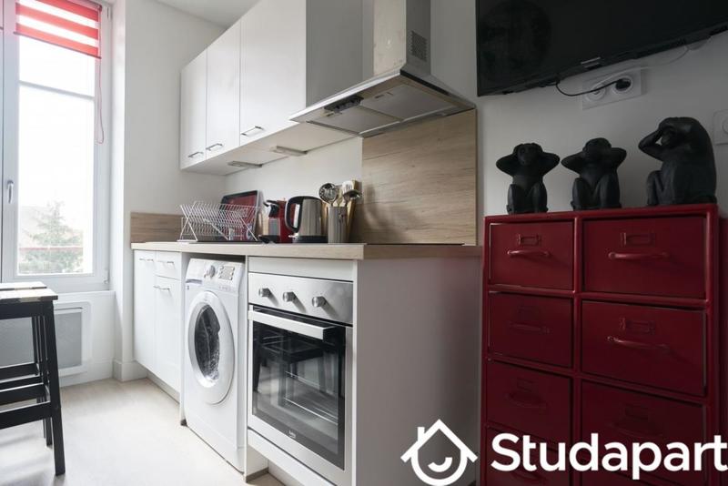 Chambre - 9 m² - 1 pièce