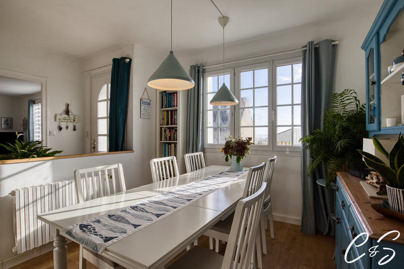 Maison - 123 m² - 5 pièces