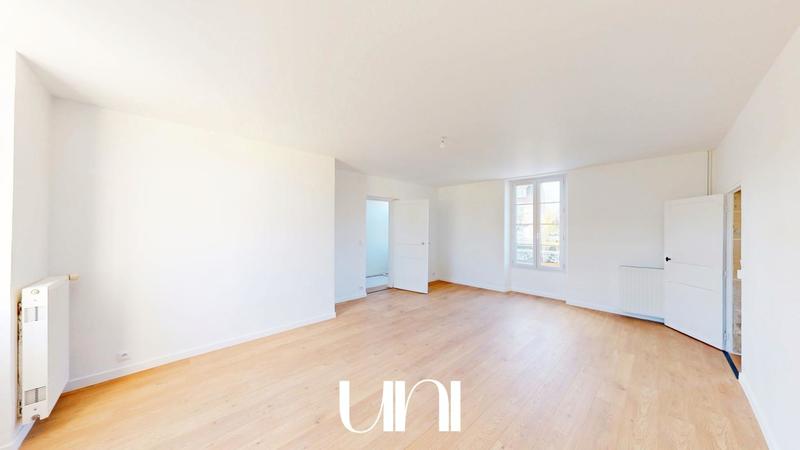 Maison - 195 m² - 9 pièces