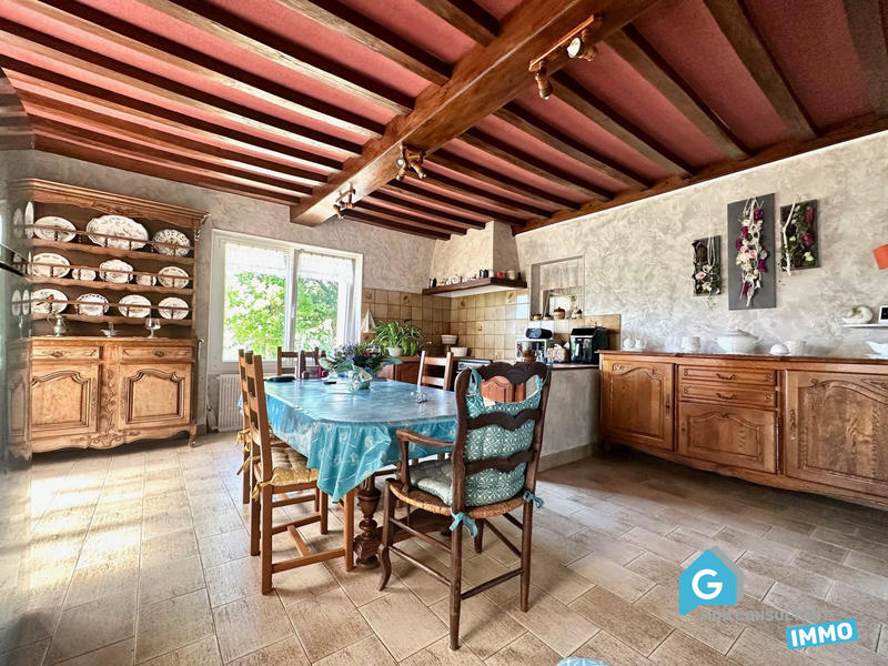 Maison - 160 m² - 6 pièces