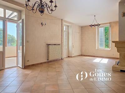 Maison bourgeoise - 260 m² - 7 pièces