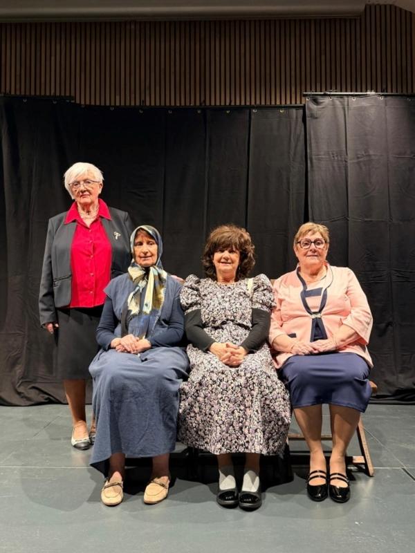 Soirée théâtre : et pendant ce temps Simone veille