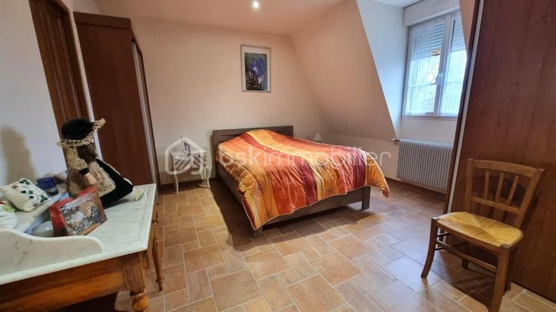 Maison - 225 m² - 8 pièces