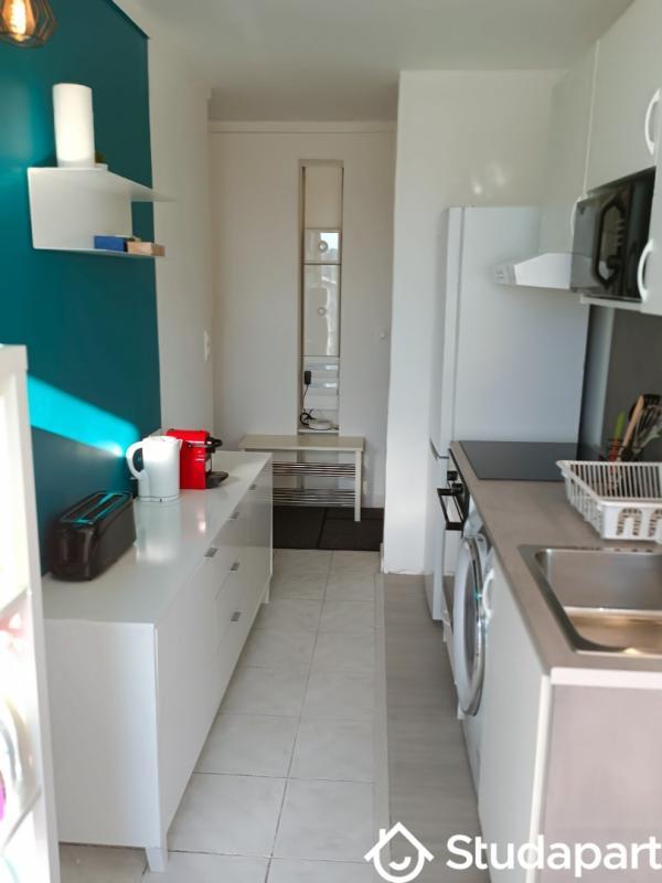 Chambre - 9 m² - 1 pièce