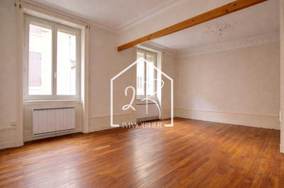 Appartement - 103 m² - 4 pièces