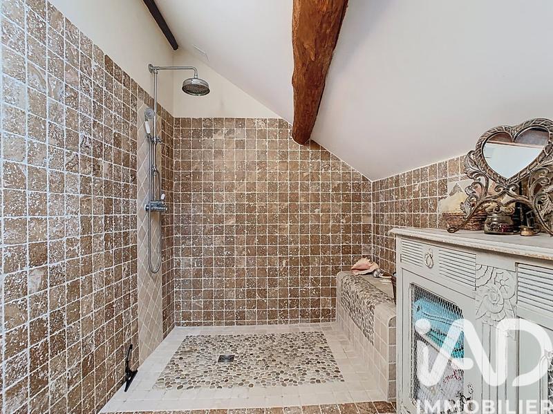 Maison - 138 m² - 5 pièces