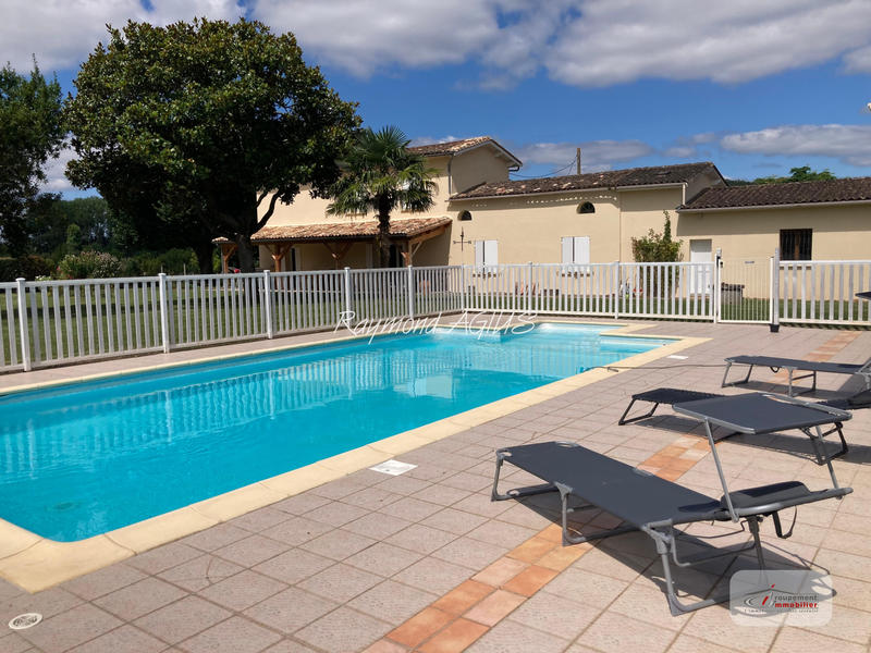 Maison - 165 m² - 7 pièces