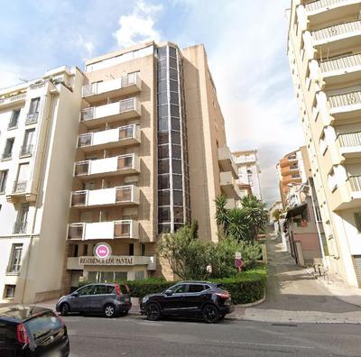 Immeuble - 627 m² - 1 pièce