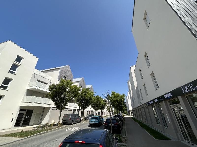 Local commercial - 393 m²