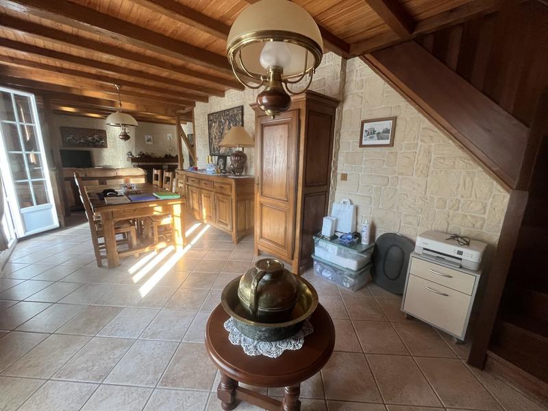 Maison traditionnelle - 107 m² - 4 pièces