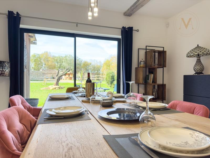 Haras - 250 m² - 6 pièces