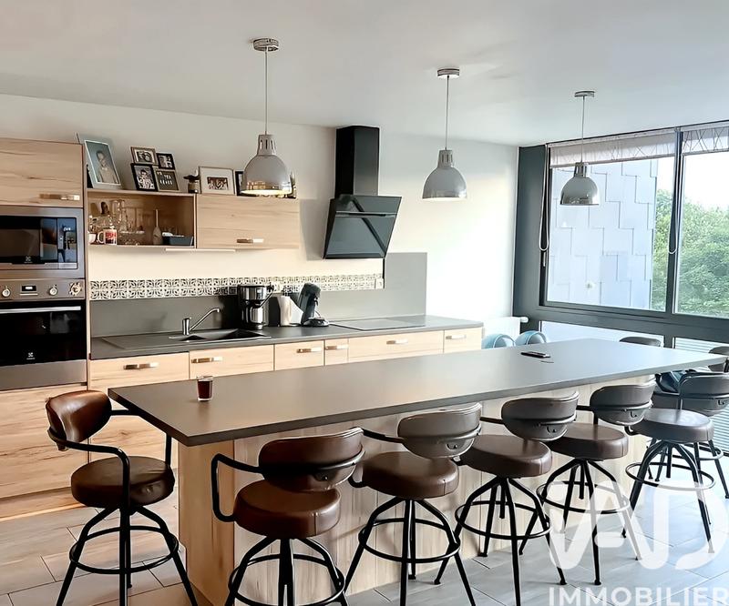 Appartement - 87 m² - 4 pièces