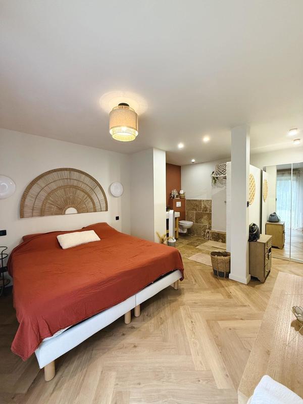 Maison - 160 m² - 5 pièces