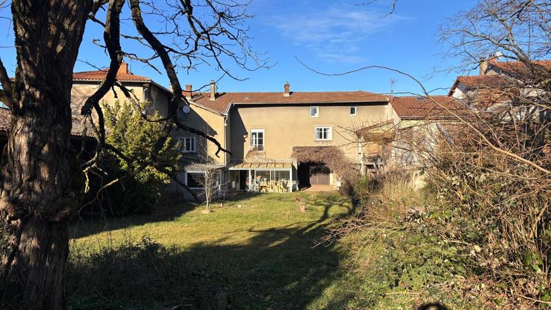 Maison - 450 m² - 7 pièces