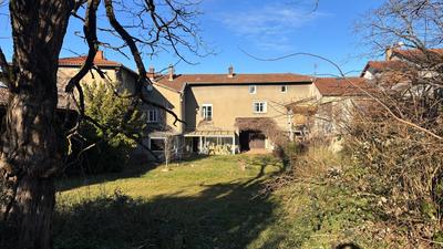 Maison - 450 m² - 7 pièces