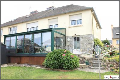 Maison traditionnelle - 135 m² - 5 pièces