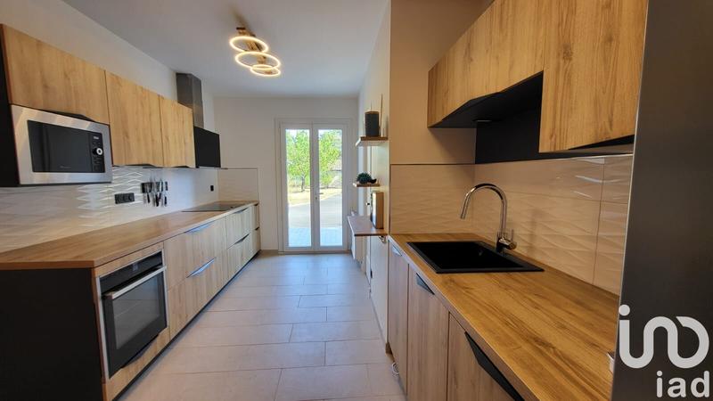 Maison - 216 m² - 5 pièces