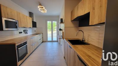 Maison - 216 m² - 5 pièces