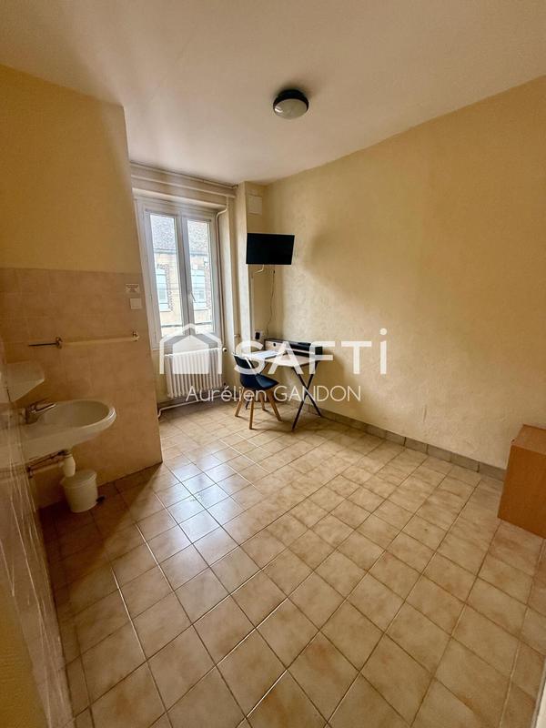 Local commercial - 240 m² - 10 pièces