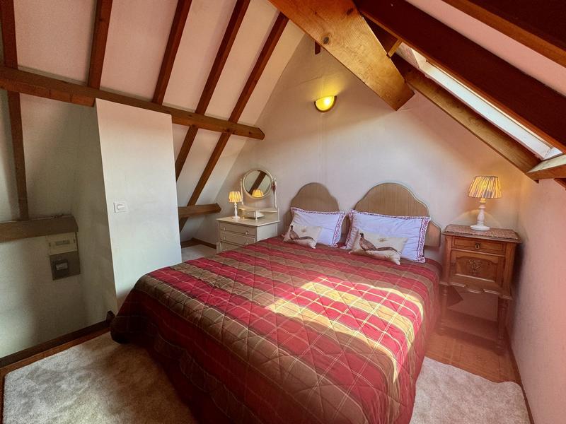 Maison - 235 m² - 8 pièces