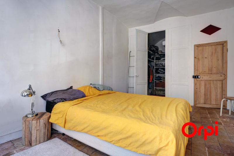 Appartement - 83 m² - 2 pièces