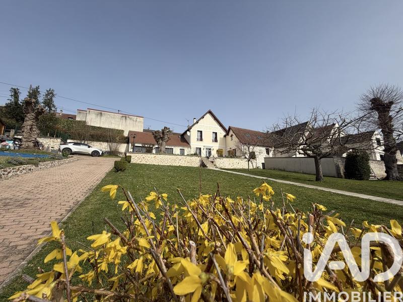 Maison - 153 m² - 8 pièces