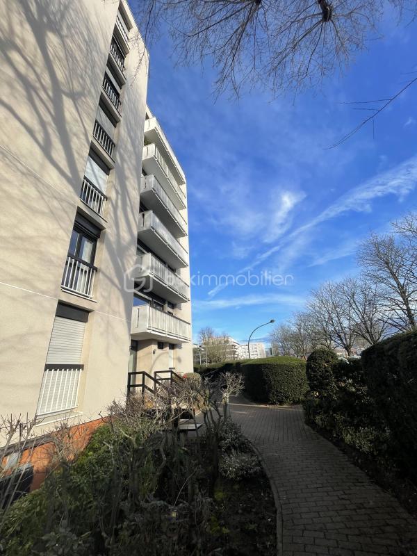 Appartement - 76 m² - 4 pièces