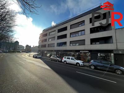 Local commercial - 384 m²