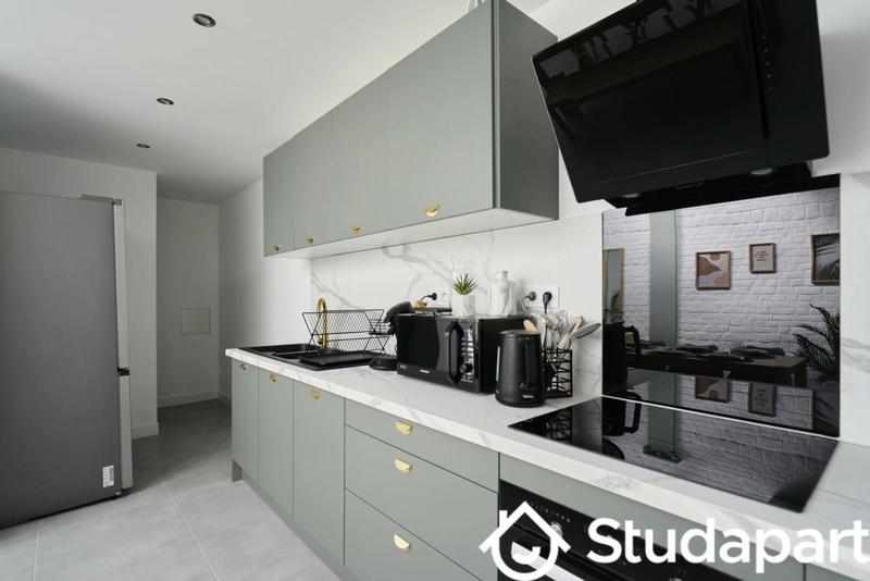 Chambre - 11 m² - 1 pièce