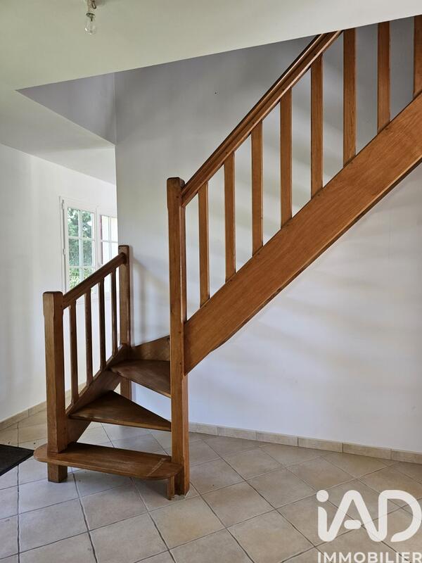 Maison - 104 m² - 6 pièces