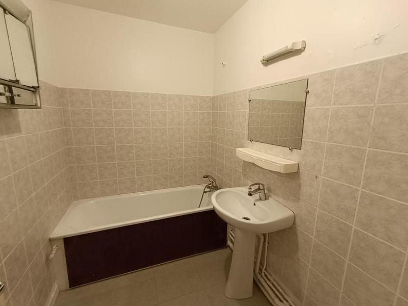 Appartement - 84 m² - 5 pièces