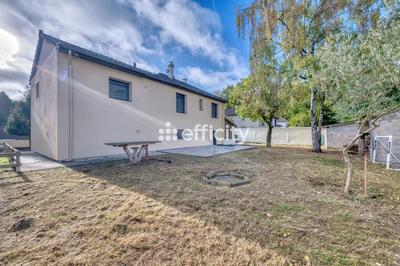 Maison - 160 m² - 6 pièces