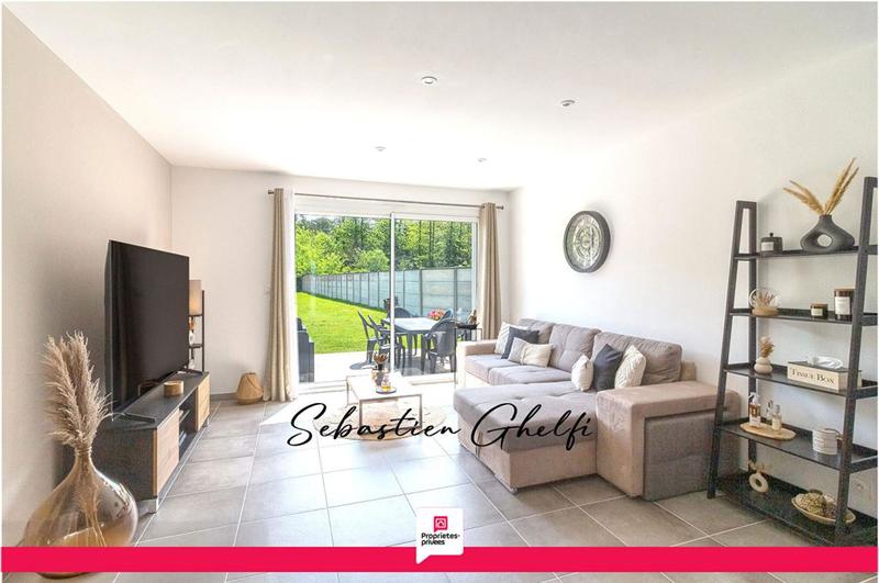 Maison - 88 m² - 5 pièces