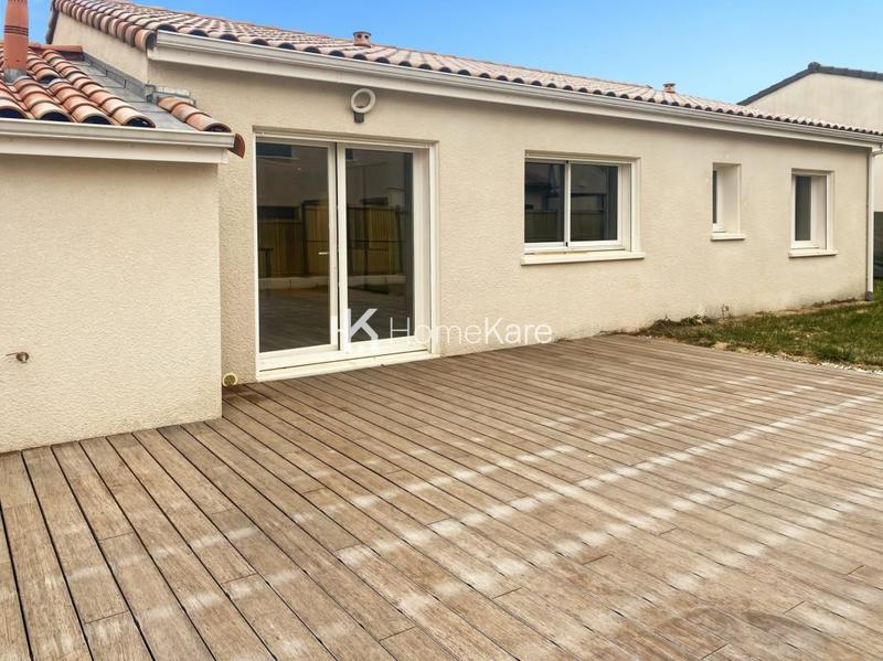 Maison - 90 m² - 4 pièces