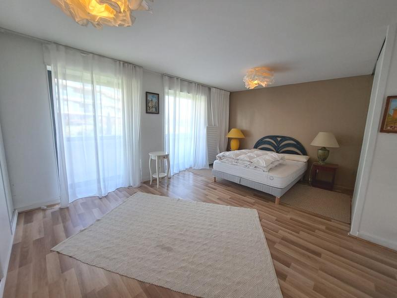 Appartement - 102 m² - 4 pièces