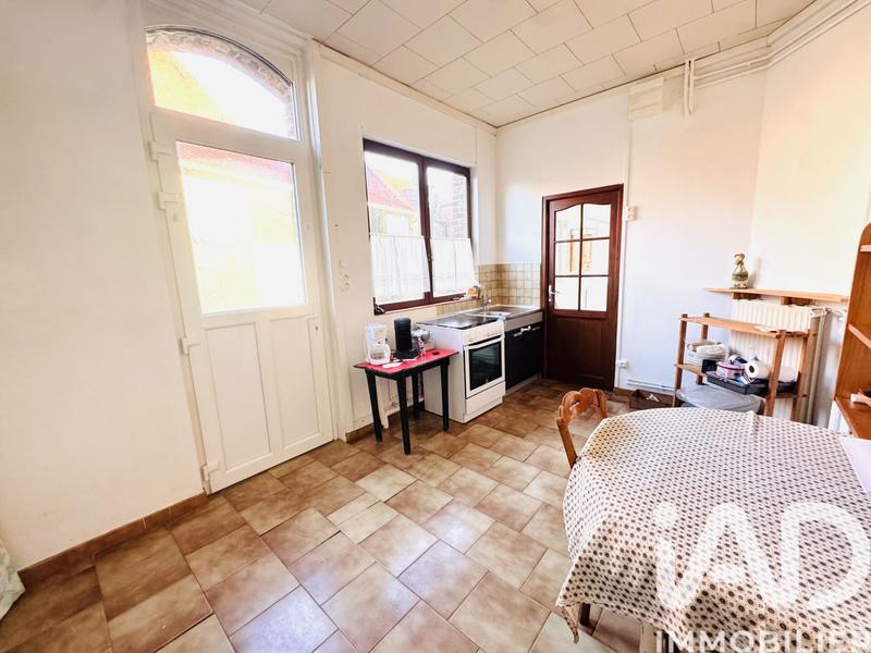 Maison - 140 m² - 6 pièces